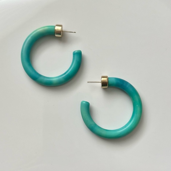 Kendra Scott Jewelry - Like New! Kendra Scott Savannah 2” Clay Hoop Earrings, Turquoise, Gold Statement